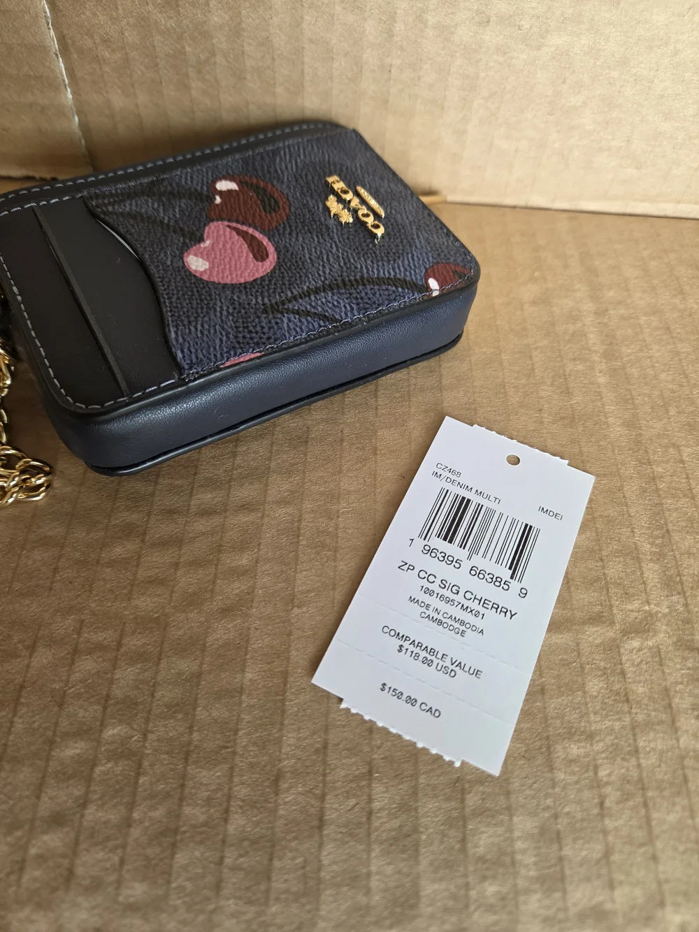 Coach Cherry Print Zip Signatur3 Card Case In Navy